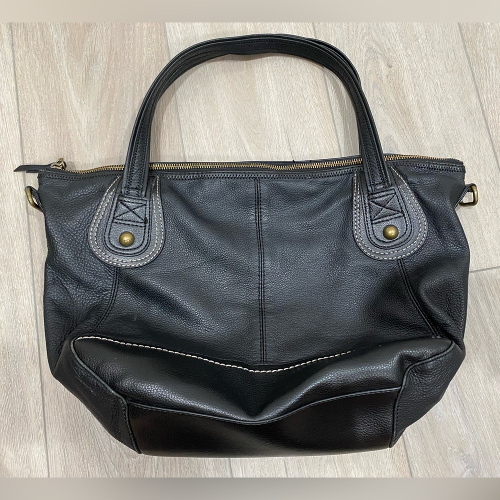 Preloved leather black Sak soft bag